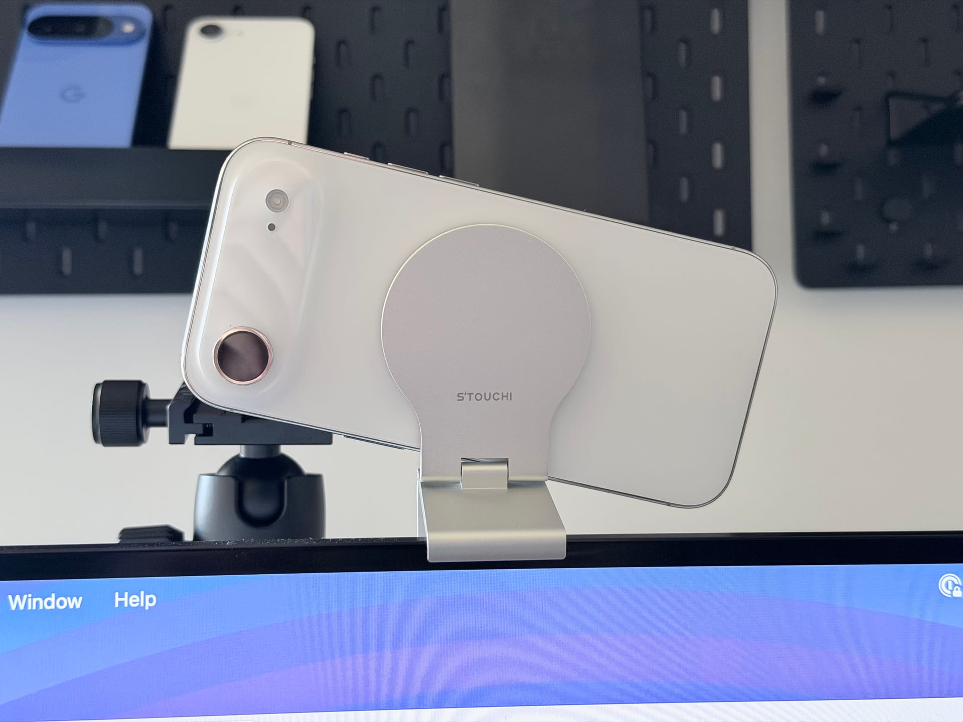 Continuity Camera is so freaking cool, I wish it fit better into my work