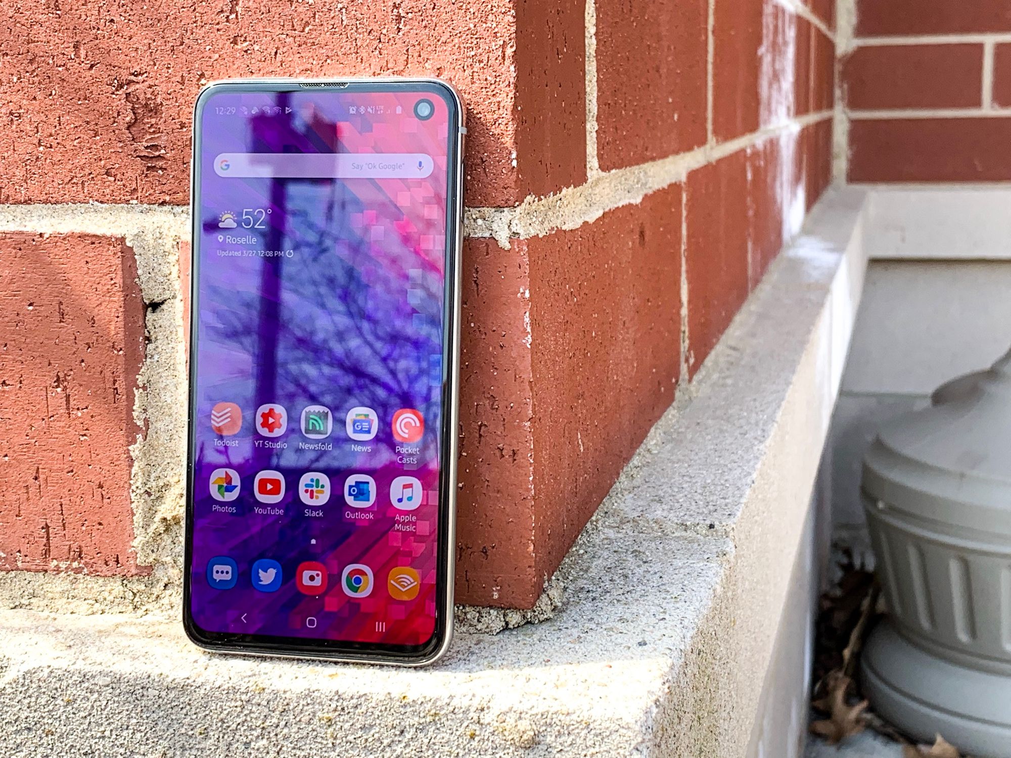 Samsung Galaxy S10e: An iPhone Fan’s Review